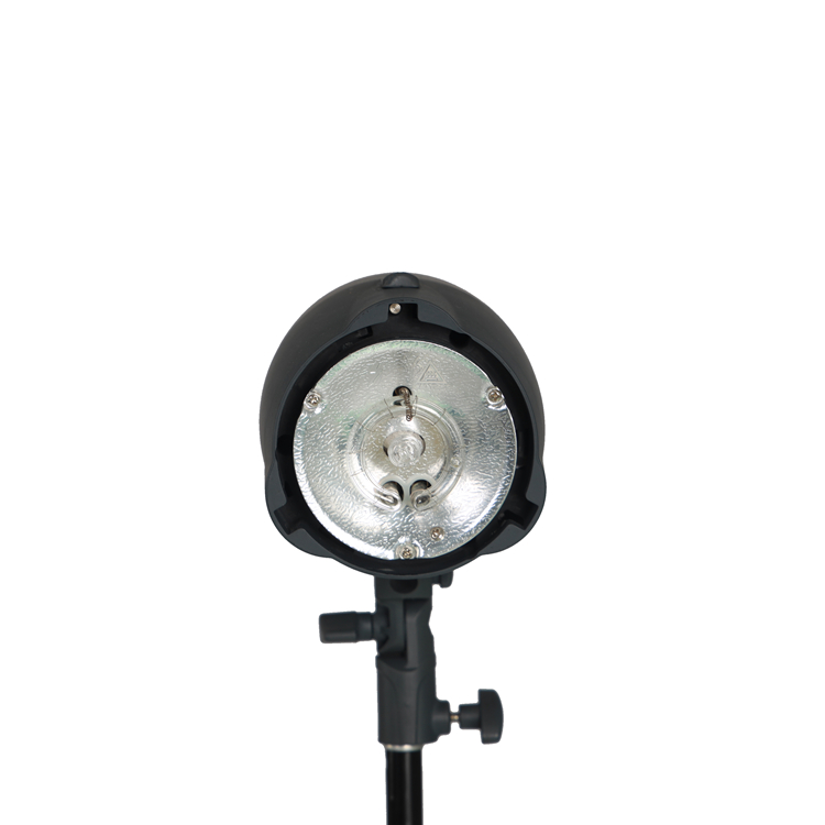 Lampa błyskowa studyjna 110 22 – Photography Lighting Wireless recenzja i cena
