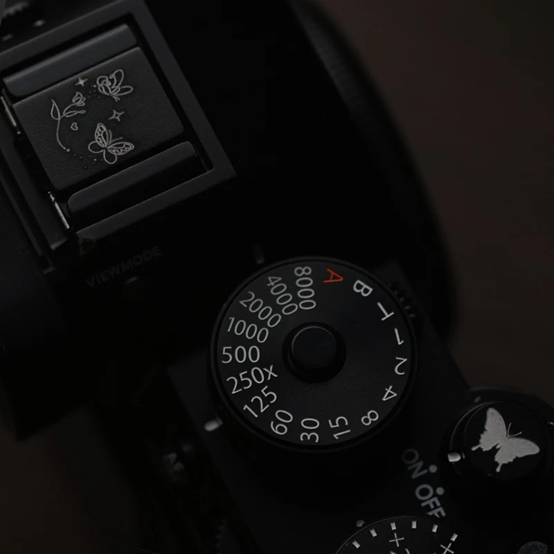 Metalowa osłona gorącej stopki – Fujifilm Camera X100Vi recenzja i cena